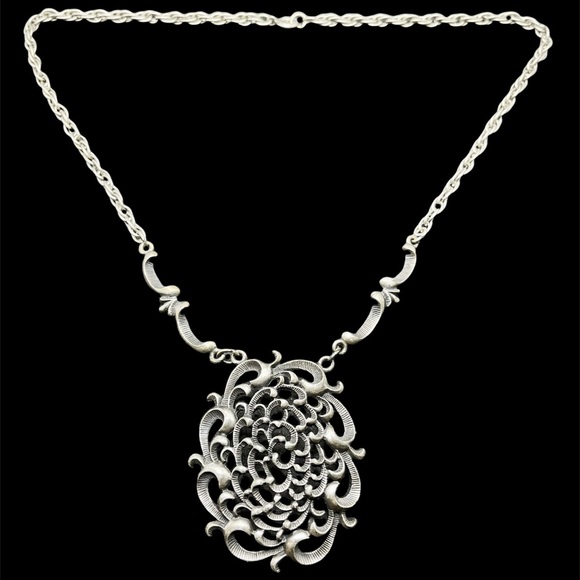 Vintage art nouveau style necklace - Picture 1 of 4